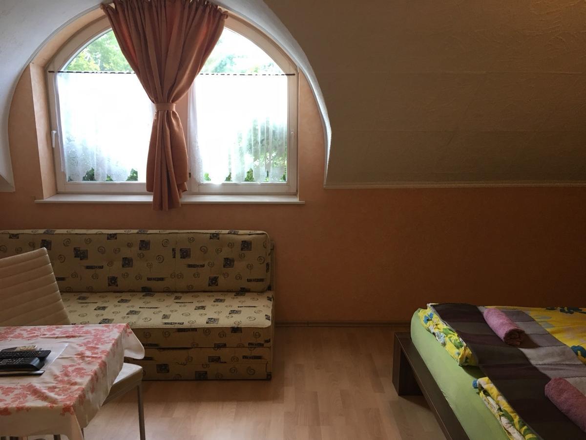 David Apartman Gyula Exterior photo